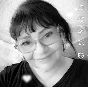 Meet your Posher, Jennie